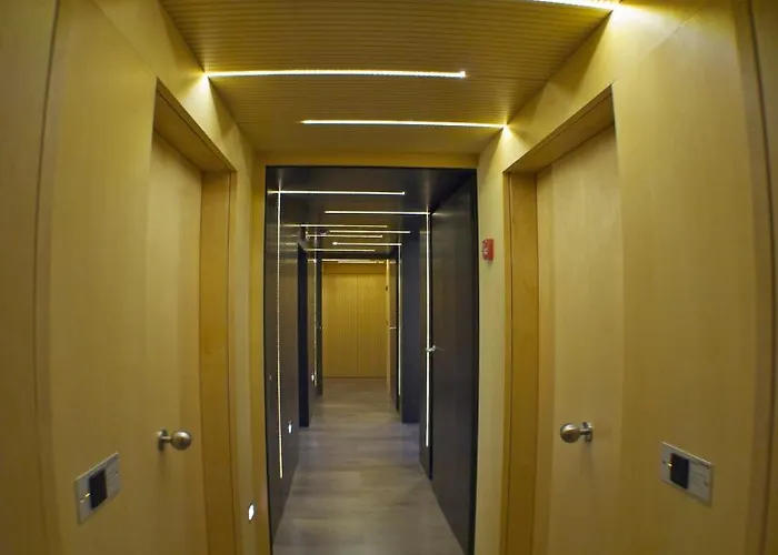 Mirador Hotell 2*